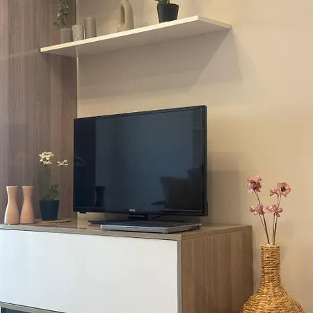 Apartment 5 Min By Walk To Metrobus