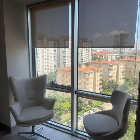 5 Min By Walk To Metrobus Apartment Eskiomerler